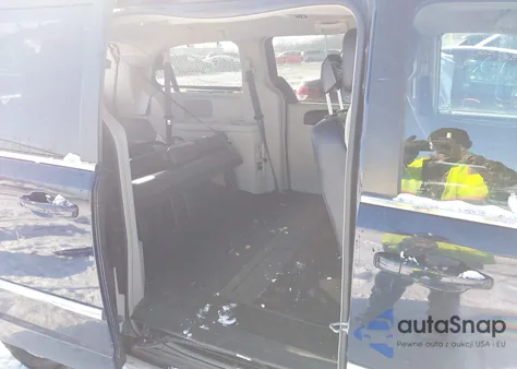 2014 Chrysler Town & Country Touring from USA, damaged, VIN 2C4RC1BG9ER365112